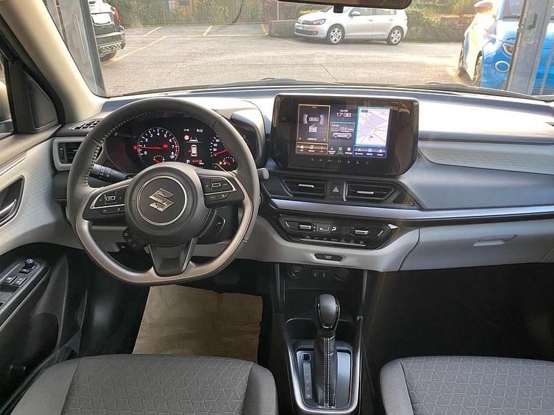 Nuova Suzuki Swift 83 CV (61 kW) 2025 Grigio londra Utilitaria