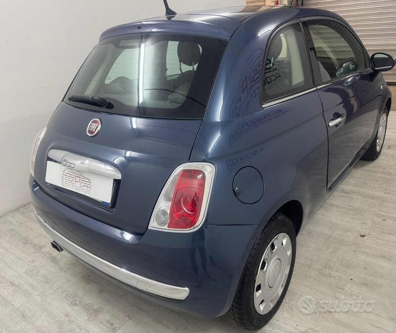 Usata Fiat 500 Lounge 69 CV (50 kW) 2013 Blu pastello Utilitaria