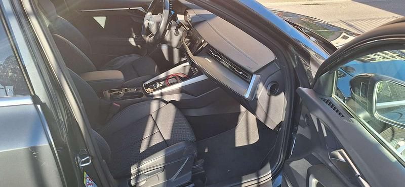 Usata Audi A3 S-Line 150 CV (110 kW) 2020 Grigio Berlina