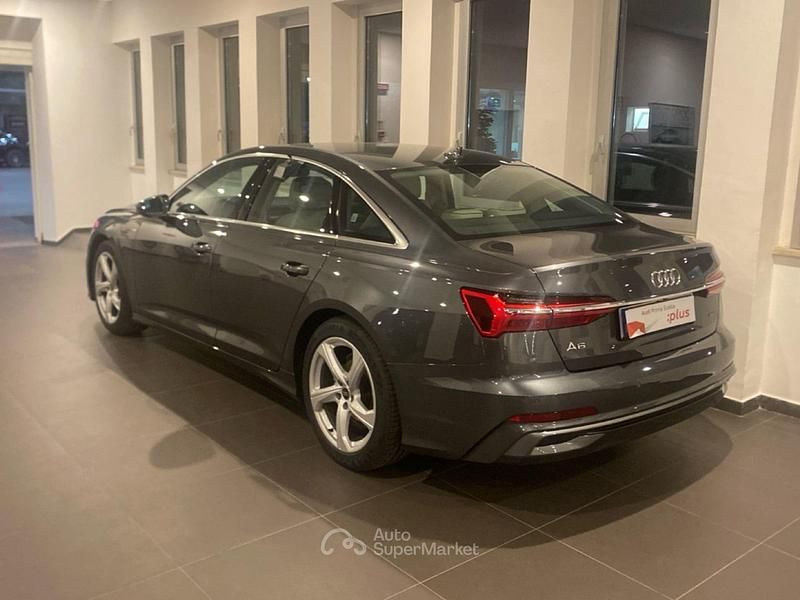 Usata Audi A6 204 CV (150 kW) 2023 Grigio Berlina
