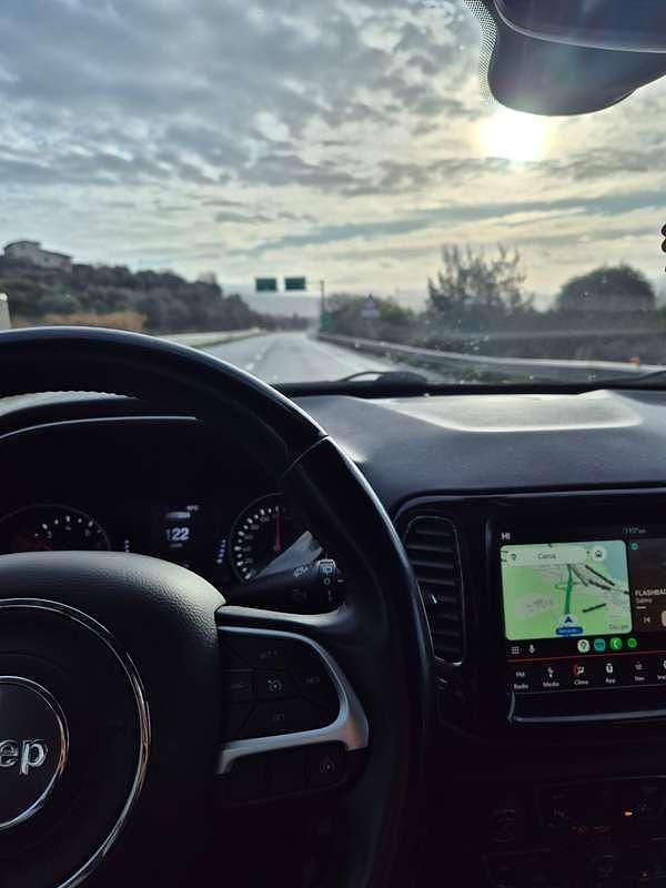 Usata Jeep Compass Night Eagle 140 CV (102 kW) 2019 Grigio SUV