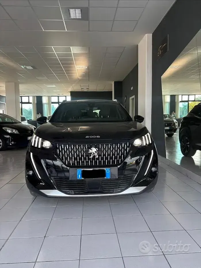 Usata Peugeot 2008 GT 131 CV (96 kW) 2020 Nero SUV