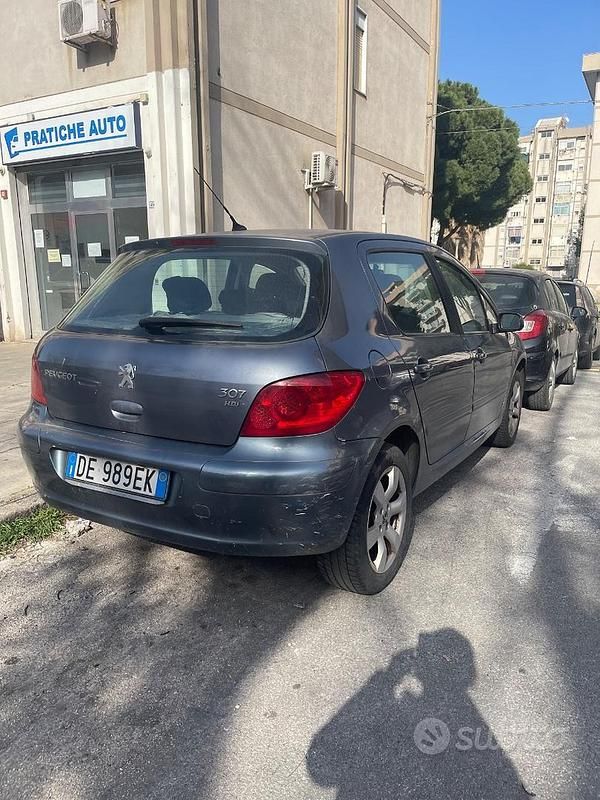 Usata Peugeot 307 110 CV (80 kW) 2006 Grigio Berlina