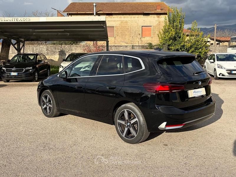 Usata BMW 218 Luxury Line 150 CV (110 kW) 2022 Nero Station wagon