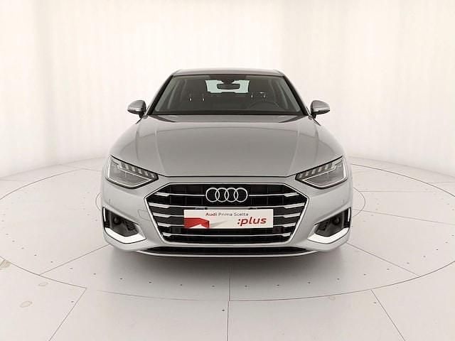 Usata Audi A4 Advanced Plus 163 CV (119 kW) 2024 Argento fioretto metallizzato Berlina