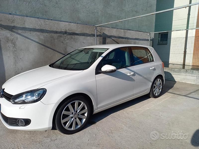 Usata VW Golf VII 102 CV (75 kW) 2012 Berlina