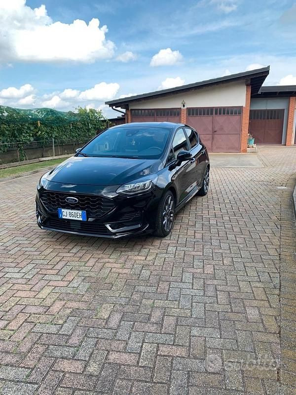 Usata 2022 Ford Fiesta ST-Line X Due volumi | 16.000 € (Buon prezzo) - Immagine 1/4