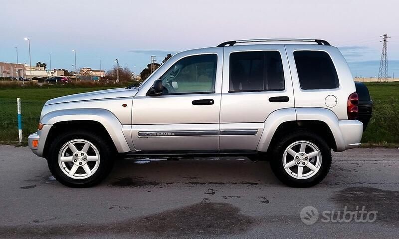 Usata Jeep Cherokee 2006 SUV