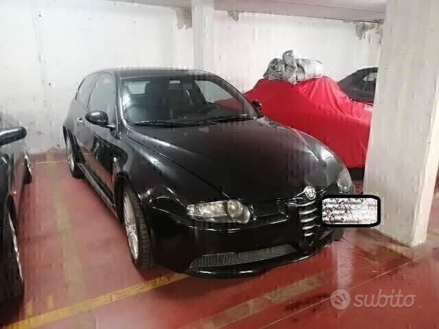 Usata Alfa Romeo 147 GTA 252 CV (185 kW) 2002 Nero Utilitaria