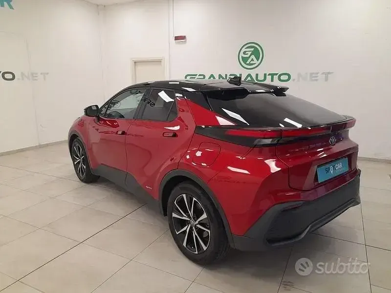 Usata Toyota C-HR Sport 197 CV (144 kW) 2024 Rosso SUV