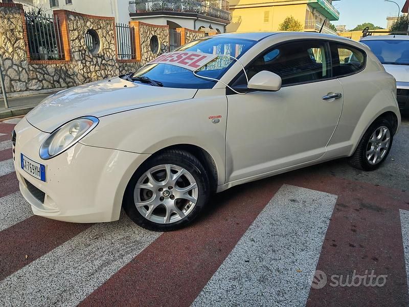 Usata Alfa Romeo MiTo Progression 84 CV (61 kW) 2012 Beige Utilitaria