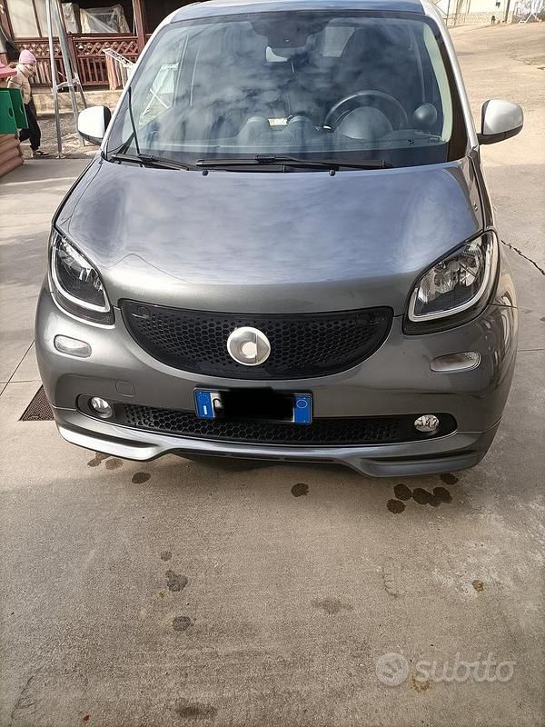 Usata Smart ForFour Passion 90 CV (66 kW) 2018 Utilitaria