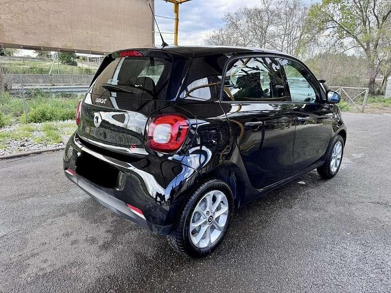 Usata Smart ForFour Passion 71 CV (52 kW) 2019 Utilitaria