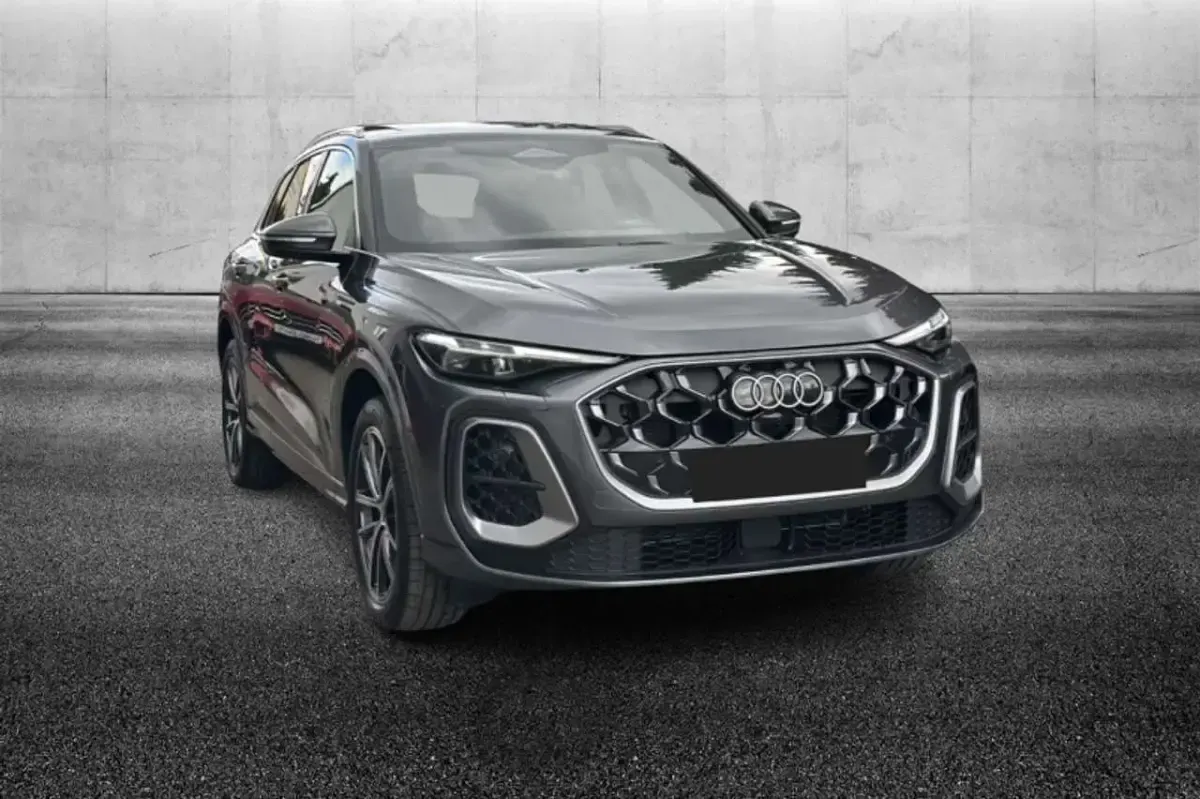 Usata Audi Q5 S-Line 204 CV (150 kW) 2025 Grigio SUV
