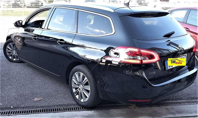 Usata Peugeot 308 SW Allure 131 CV (96 kW) 2020 Other Station wagon