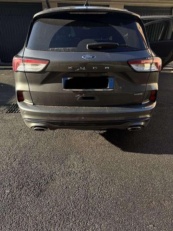 Usata Ford Kuga ST-Line 179 CV (131 kW) 2023 SUV