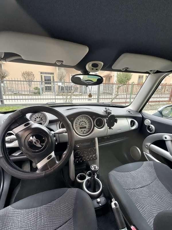 Usata Mini Cooper 116 CV (85 kW) 2004 Utilitaria
