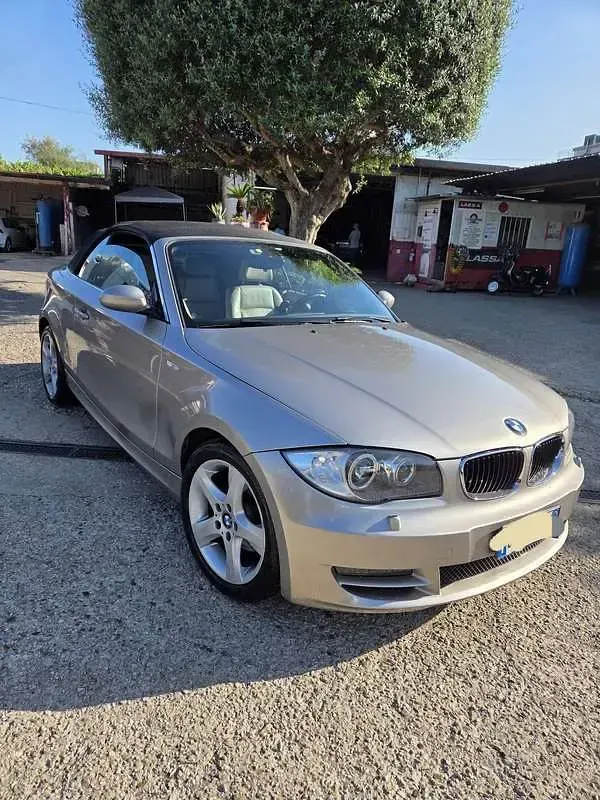 Usata BMW 120 Cabriolet Efficient Dynamics 170 CV (125 kW) 2008 Bronzo Cabrio