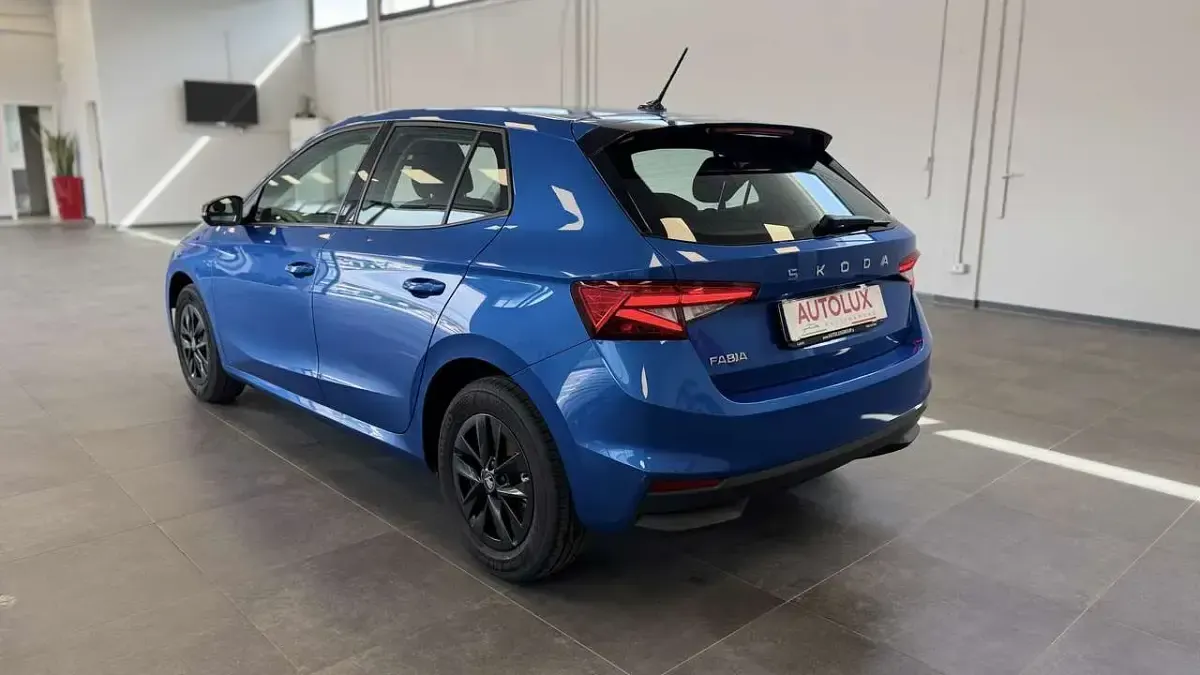 Usata Skoda Fabia 80 CV (58 kW) 2025 Blu/azzurro Utilitaria
