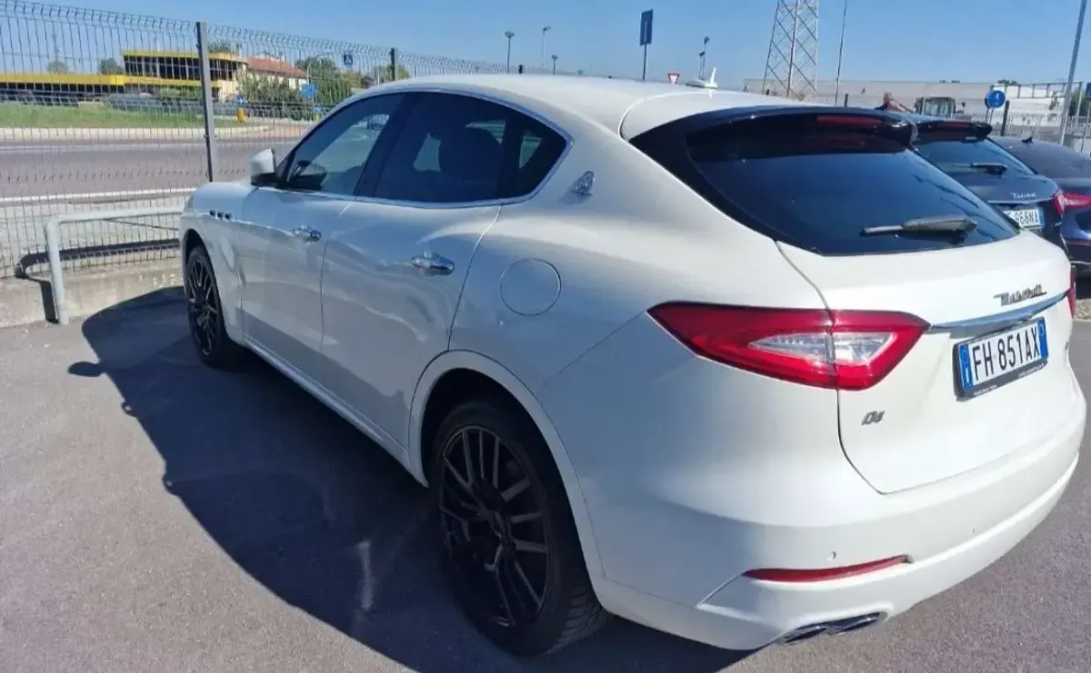 Usata Maserati Levante 275 CV (202 kW) 2017 SUV