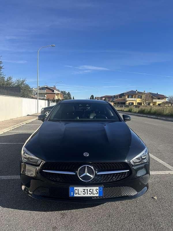 Usata Mercedes CLA180 Executive 116 CV (85 kW) 2022 Nero Berlina
