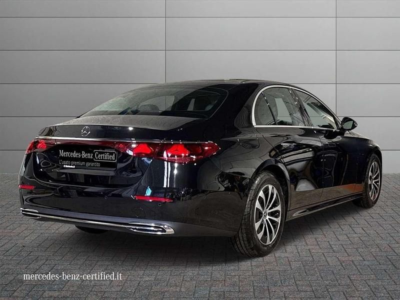 Usata Mercedes E220 Advanced 197 CV (144 kW) 2024 Nero Berlina
