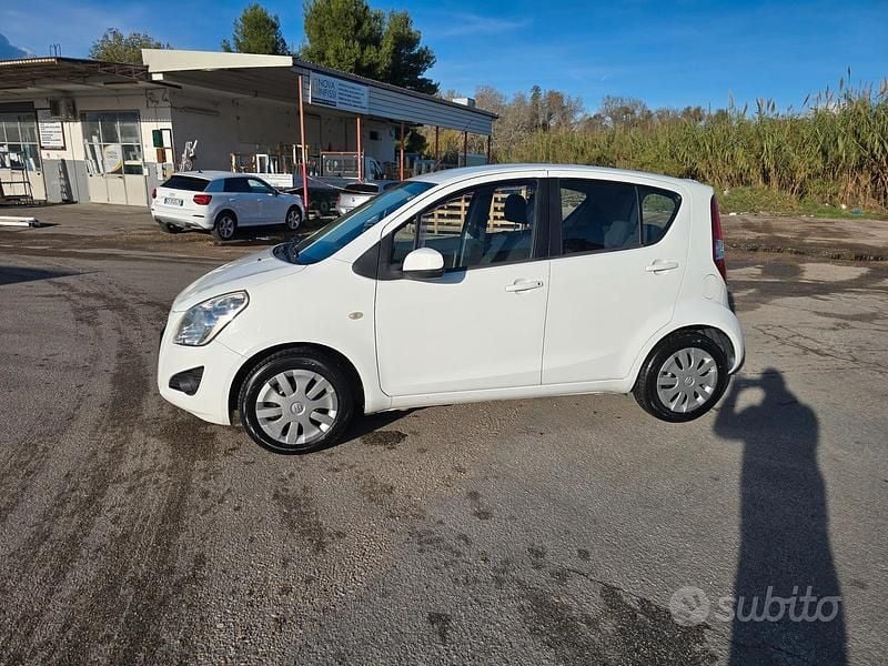 Second-hand Suzuki Splash GL 67 CP (49 kW) 2014 Alb Hatchback