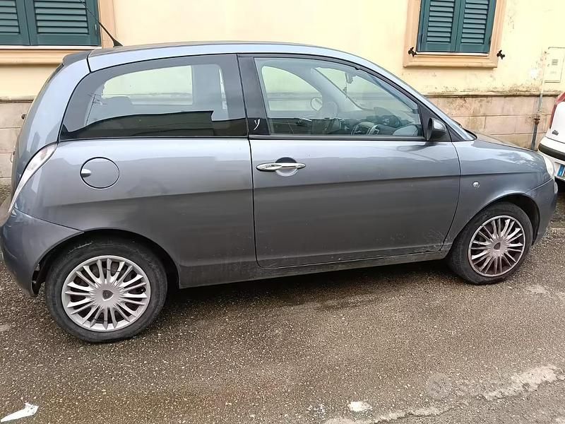 Usata Lancia Ypsilon 2008 Grigio Utilitaria