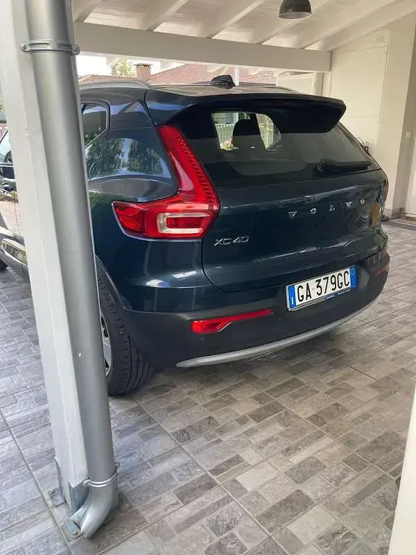 Usata Volvo XC40 Momentum 163 CV (119 kW) 2020 SUV