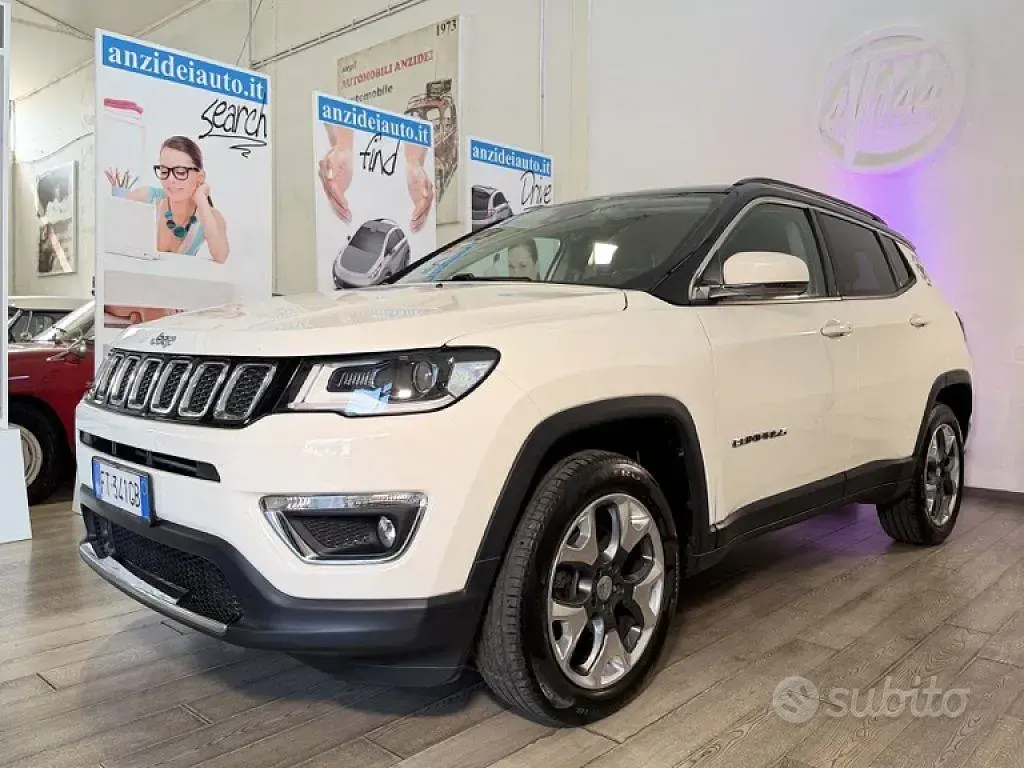 Usata Jeep Compass Limited 140 CV (102 kW) 2018 Bianco pastello SUV