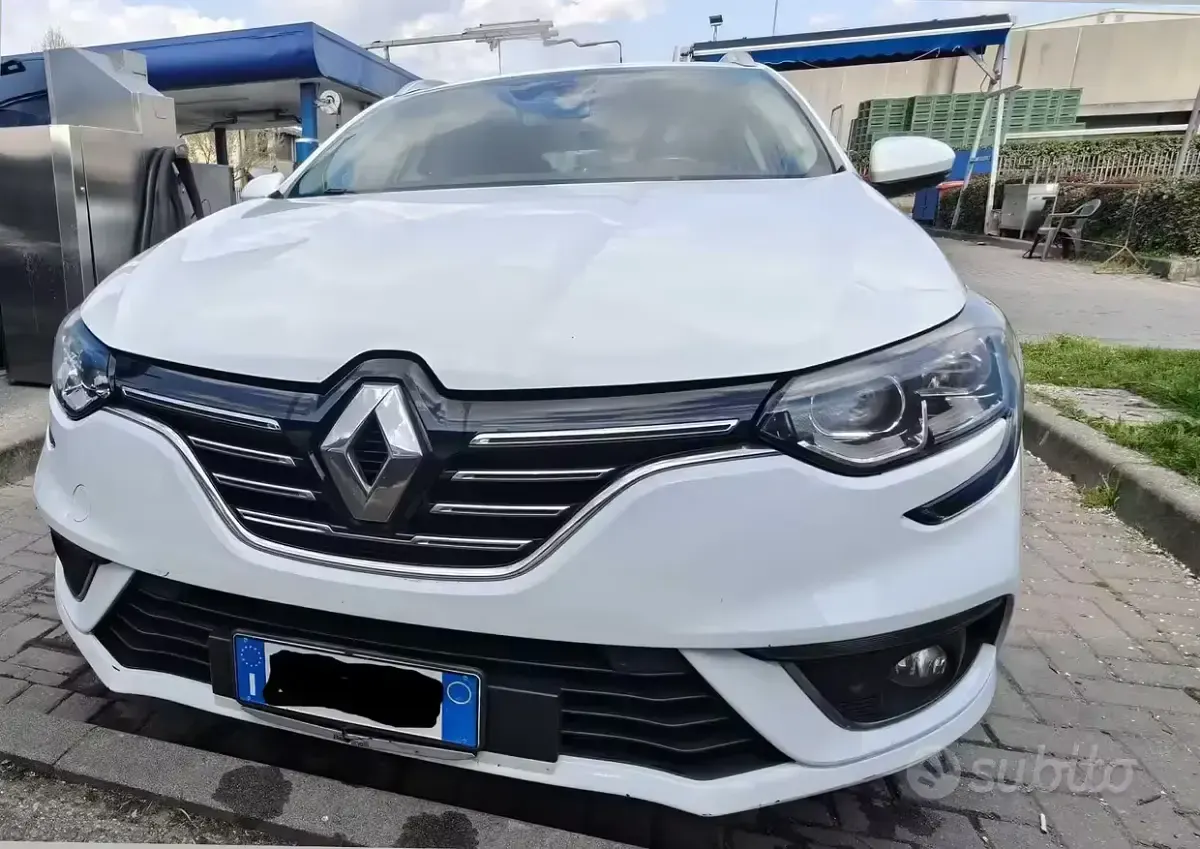 Usata Renault Mégane GrandTour Intens 110 CV (80 kW) 2017 Bianco Station wagon