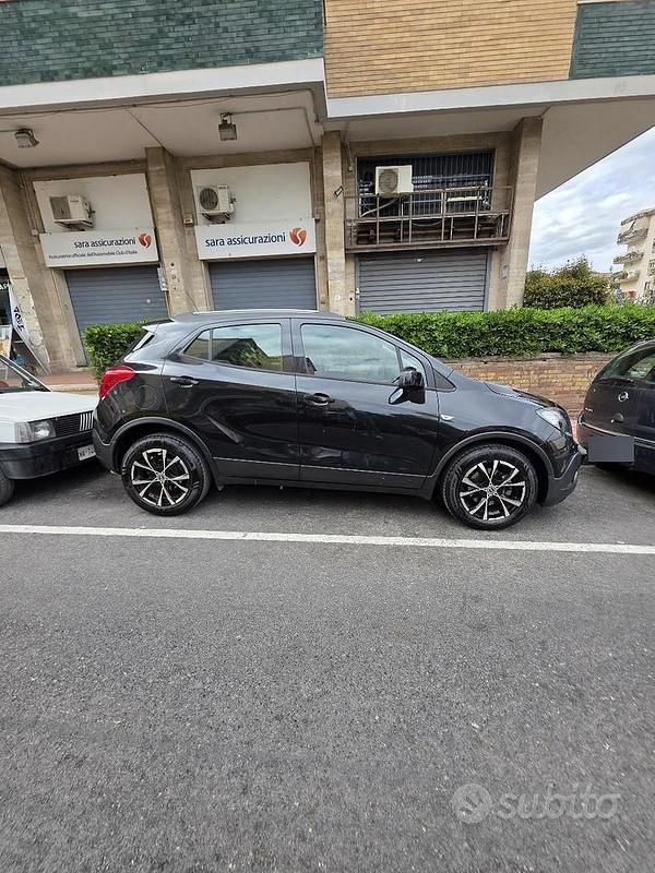 Usata Opel Mokka Cosmo 140 CV (102 kW) 2015 Nero SUV