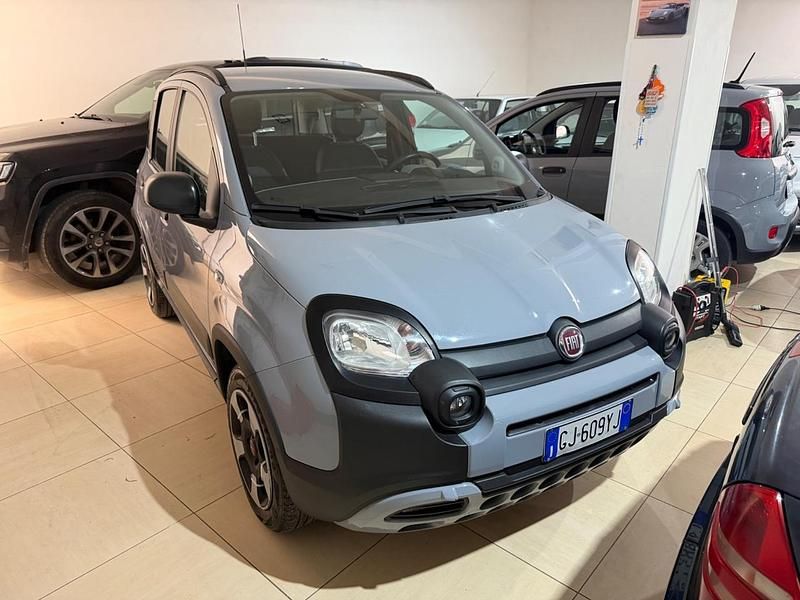 Usata Fiat Panda Cross Cross 70 CV (51 kW) 2022 Grigio Utilitaria