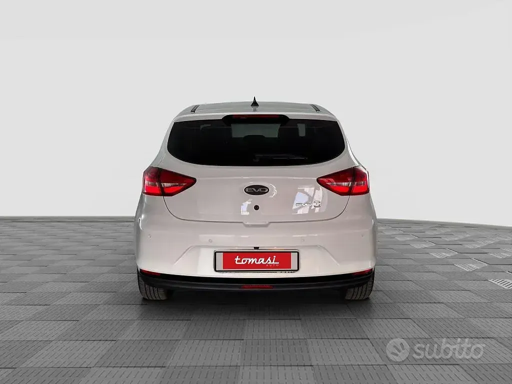 Usata EVO Evo 3 113 CV (83 kW) 2024 Bianco SUV