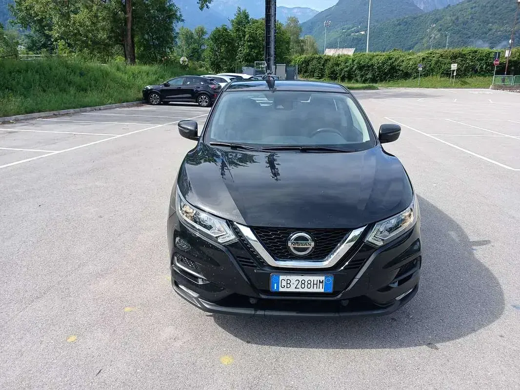 Usata Nissan Qashqai Acenta 150 CV (110 kW) 2020 Nero SUV