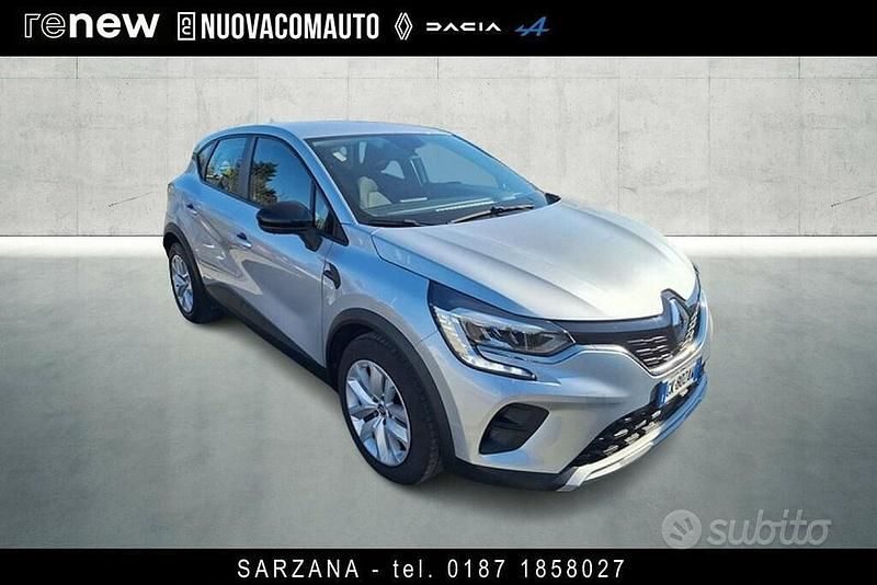 Usata Renault Captur Zen 101 CV (74 kW) 2022 Grigio SUV