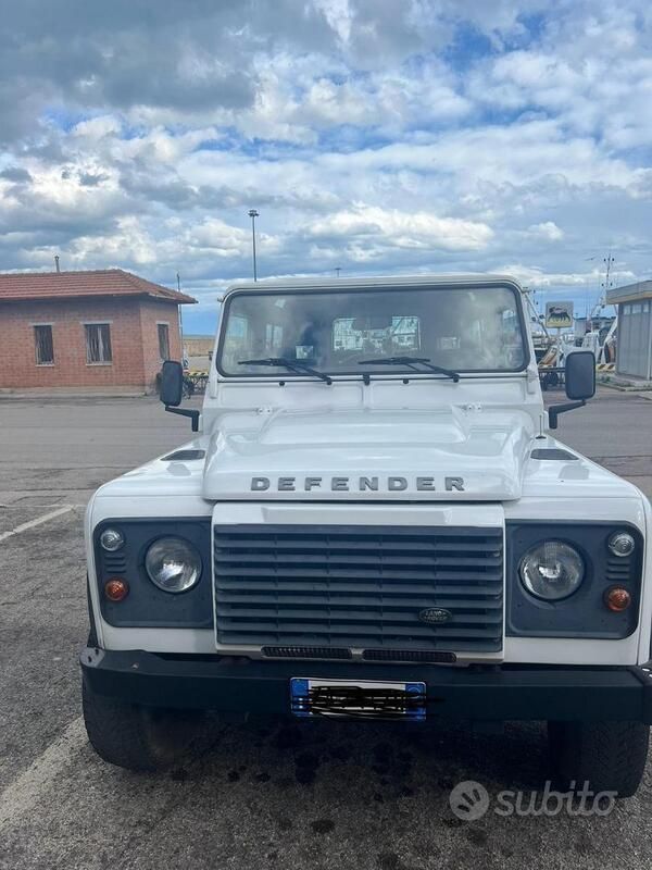 Usata Land Rover Defender 2014 Bianco SUV