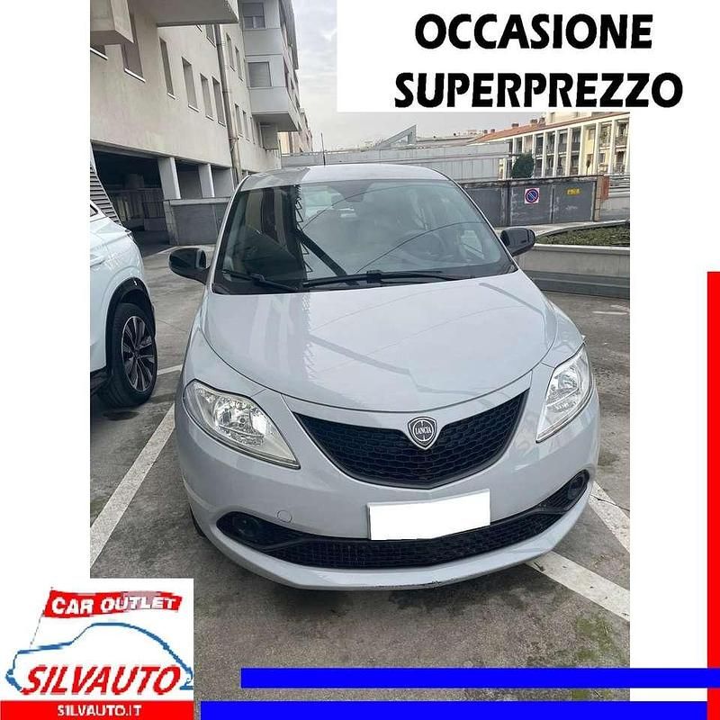 Argento Usata 2018 Lancia Ypsilon Gold Due volumi | 6900 € (Super prezzo) - Immagine 1/4