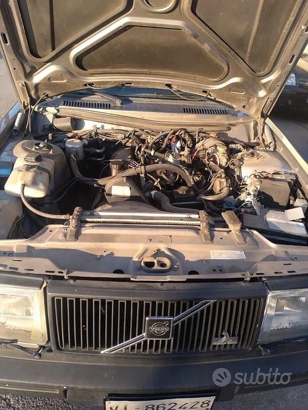 Usata Volvo 240 109 CV (80 kW) 1991 Grigio Station wagon