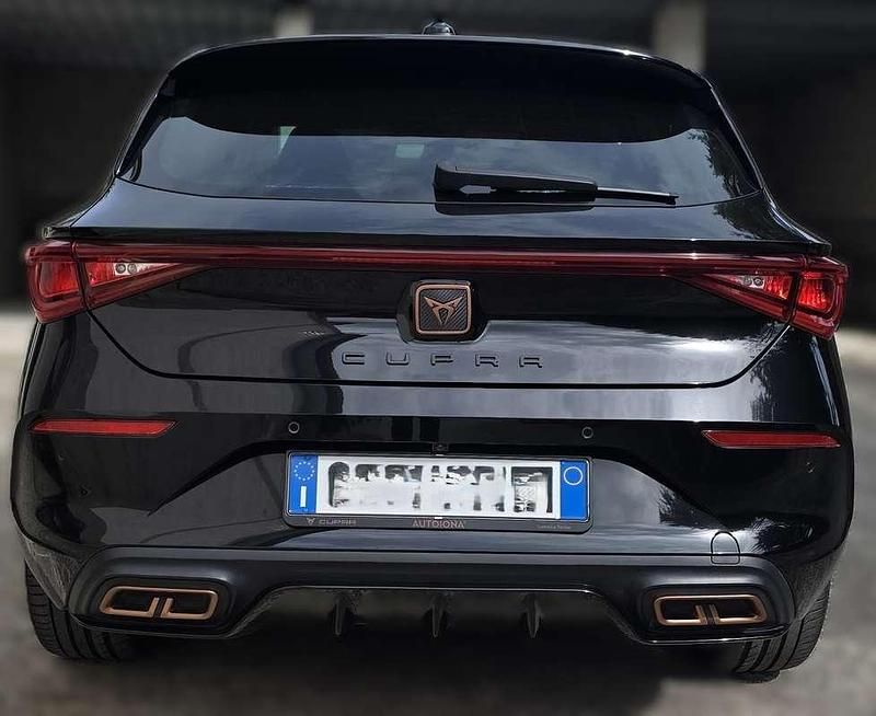 Usata Cupra Leon VZ2 245 CV (180 kW) 2021 Nero Berlina