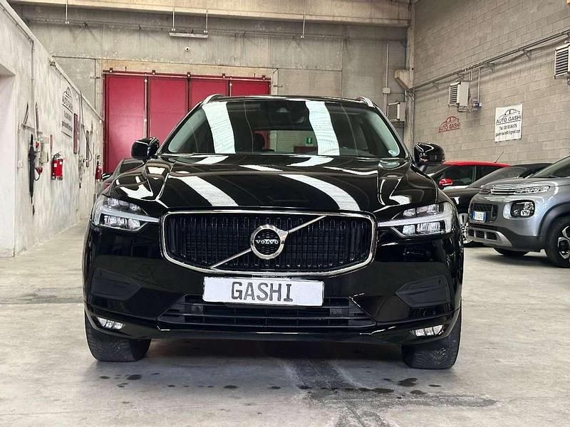 Usata Volvo XC60 Momentum 190 CV (139 kW) 2020 Nero SUV