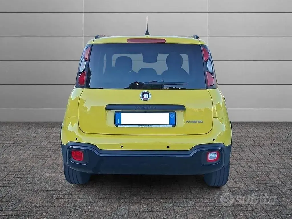 Usata Fiat Panda S 70 CV (51 kW) 2025 Giallo Utilitaria