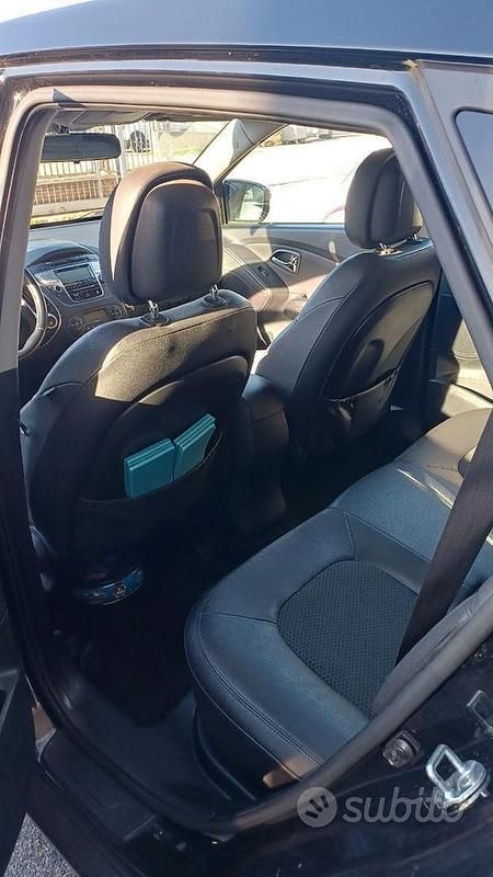 Usata Hyundai ix35 135 CV (99 kW) 2013 Nero SUV