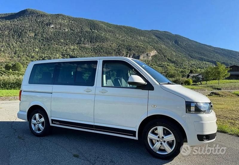 Usata VW Multivan Edition 140 CV (102 kW) 2014 Bianco Furgone