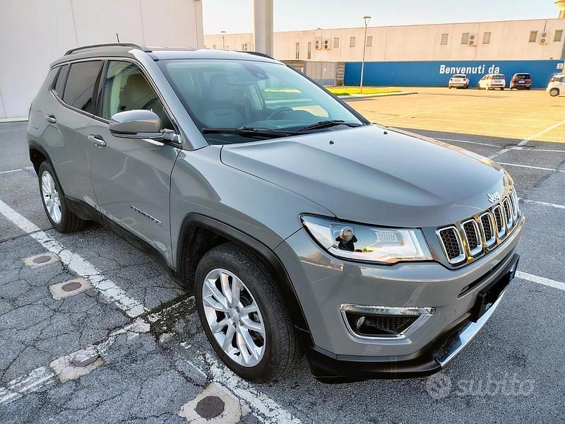 Usata Jeep Compass 131 CV (96 kW) 2021 Grigio SUV
