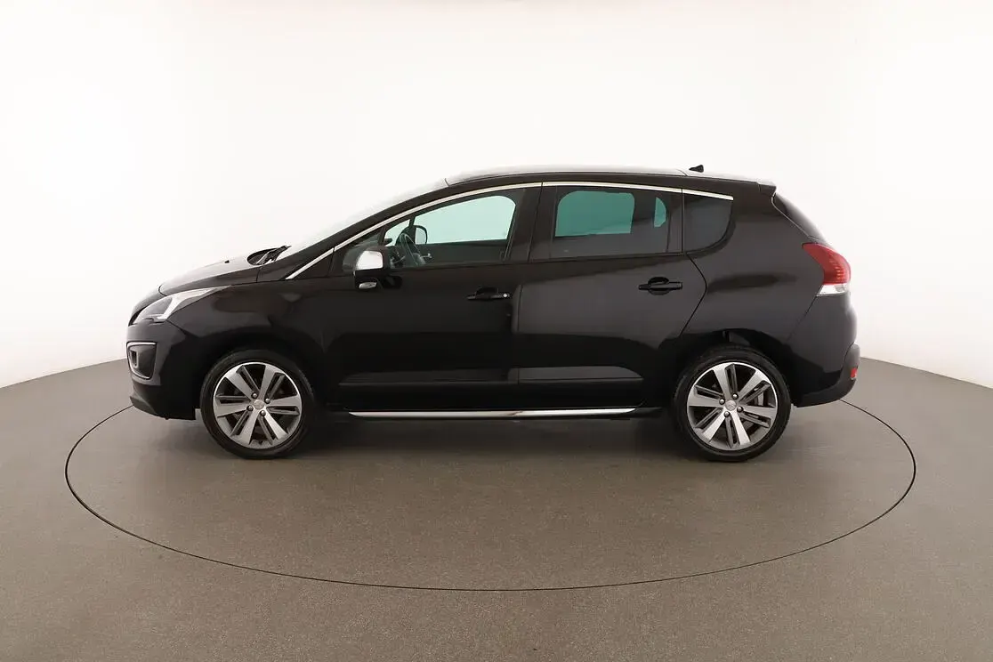Usata Peugeot 3008 Allure 120 CV (88 kW) 2016 Nero SUV