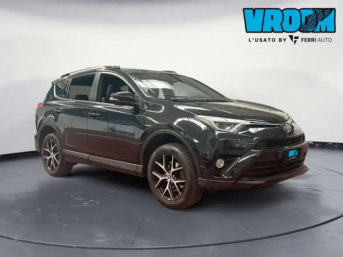 Usata Toyota RAV4 Style 143 CV (105 kW) 2017 Nero SUV