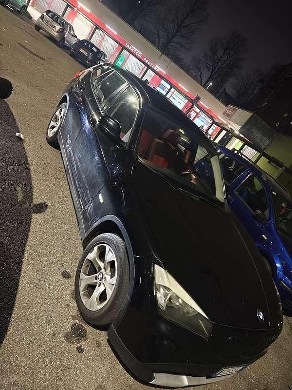 Usata BMW 118 165 CV (121 kW) 2010 Utilitaria