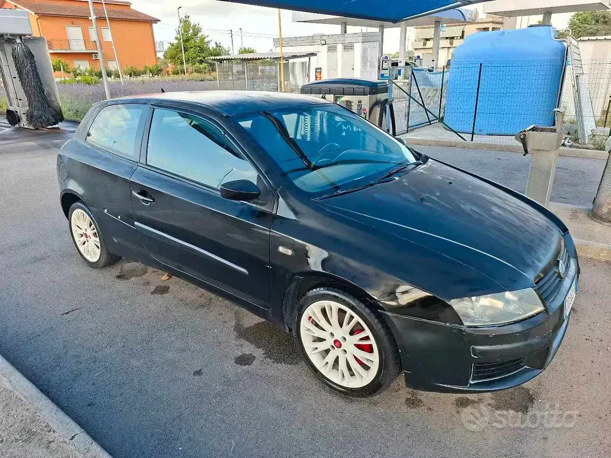 Usata Fiat Stilo 120 CV (88 kW) 2006 Nero Berlina