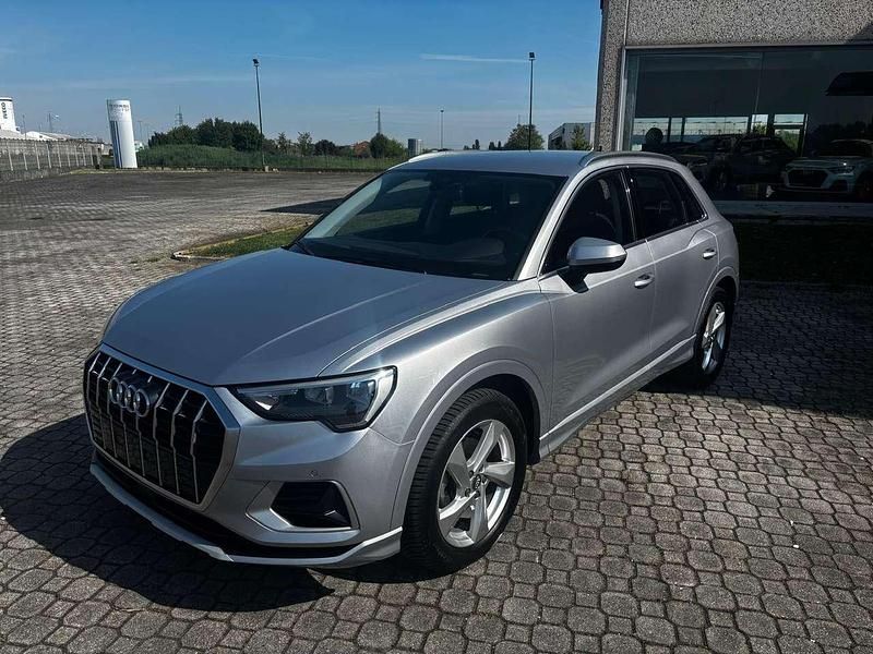 Usata Audi Q3 Advanced 150 CV (110 kW) 2021 Argento SUV